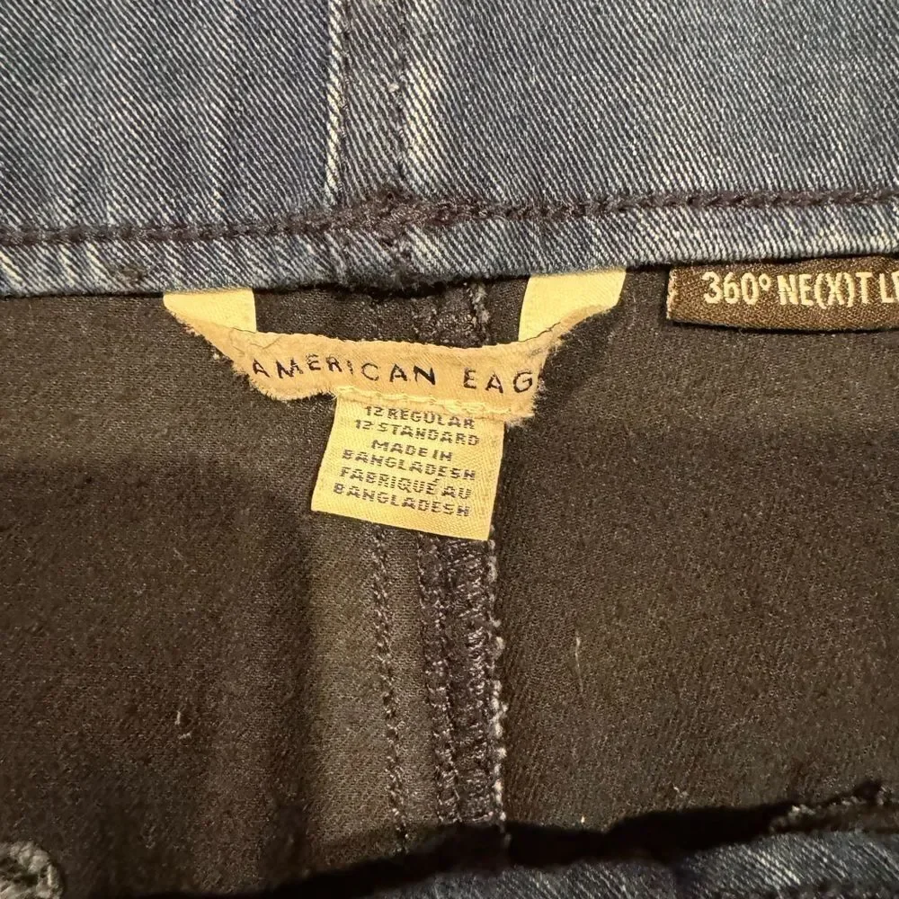 American Eagle Dark wash Pull on 360 next level stretch jeans size 12 - Picture 7 of 7